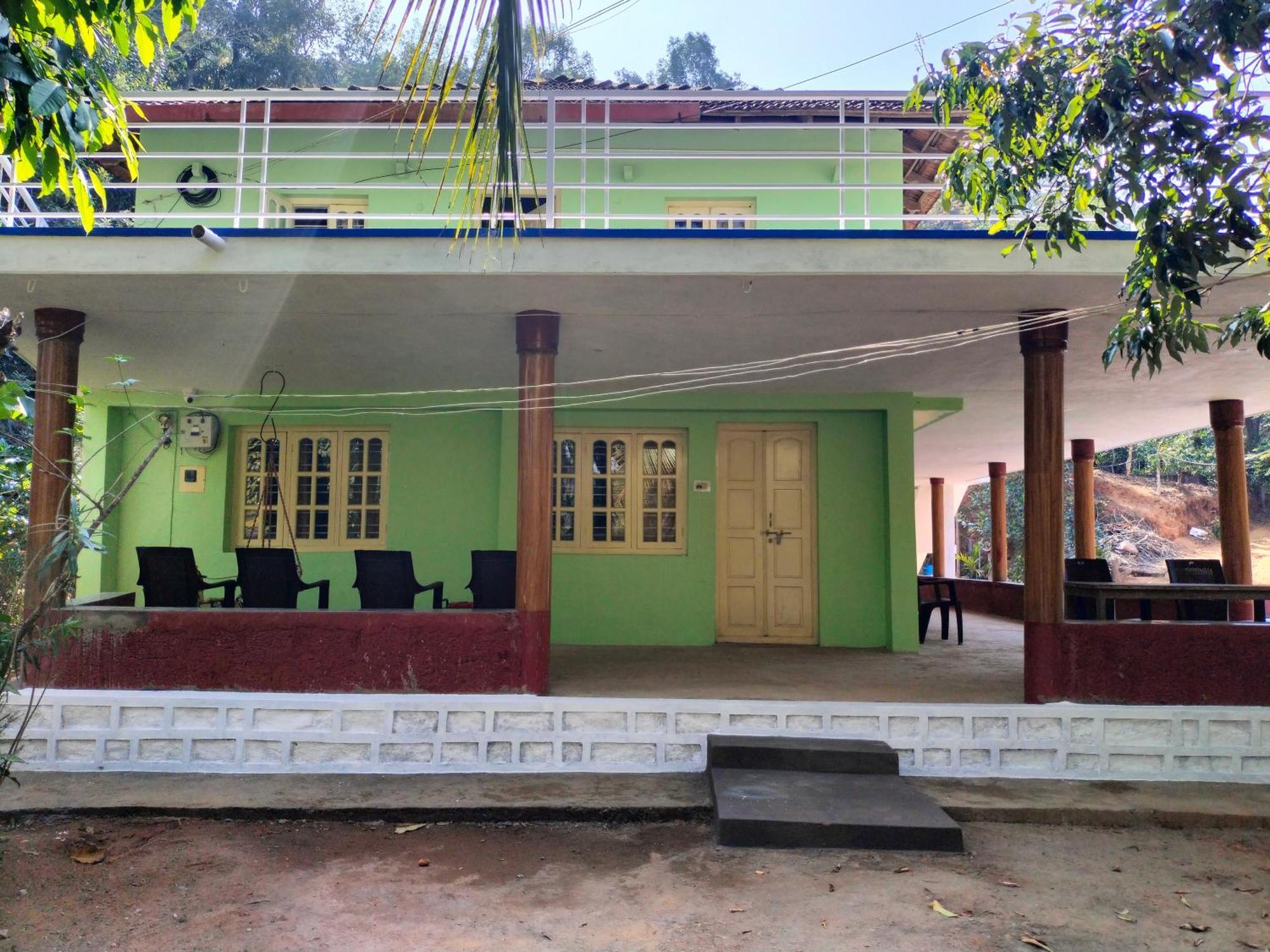 Sambrama Wood House Villa Мадикери Екстериор снимка