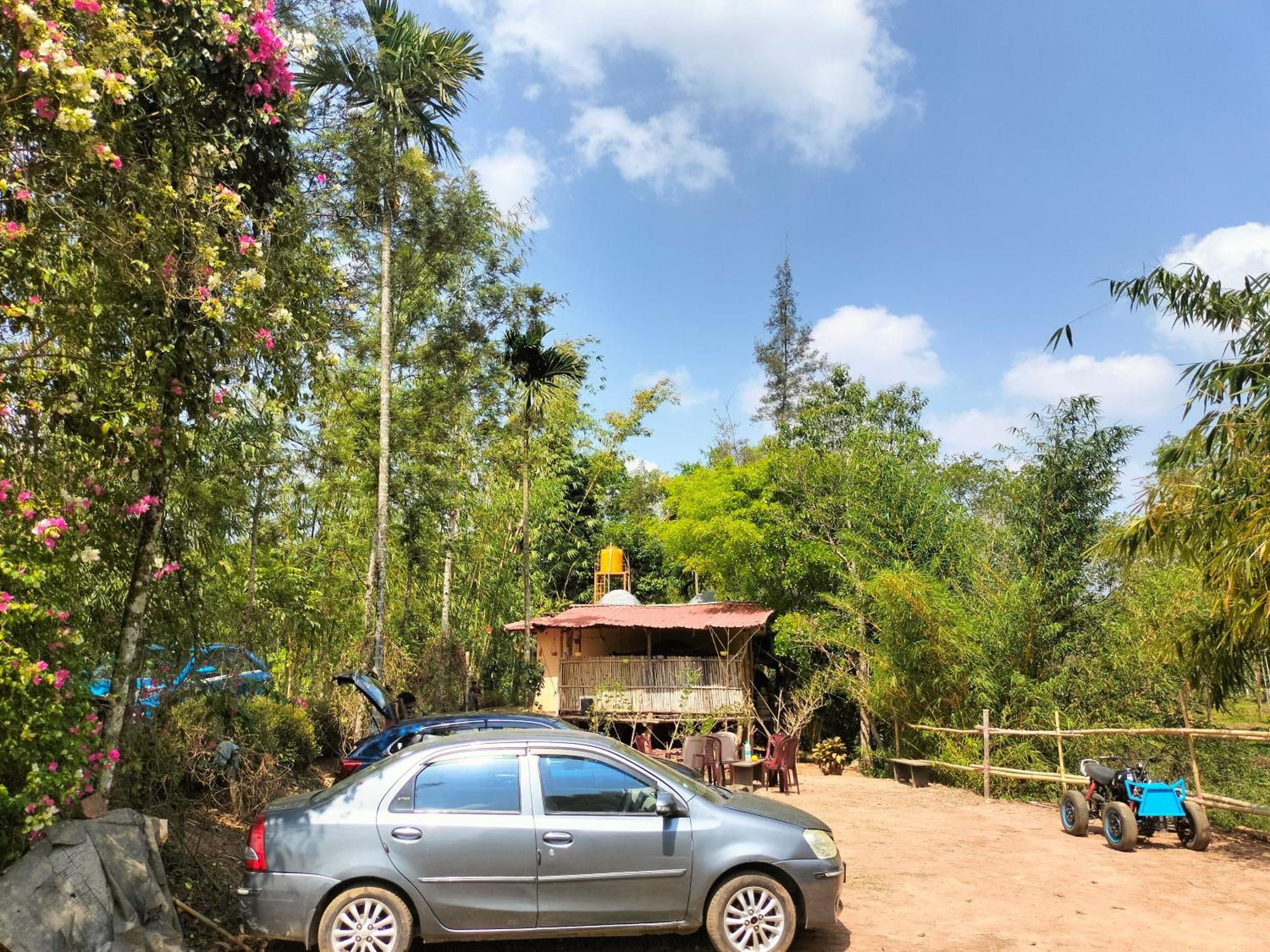 Sambrama Wood House Villa Мадикери Екстериор снимка