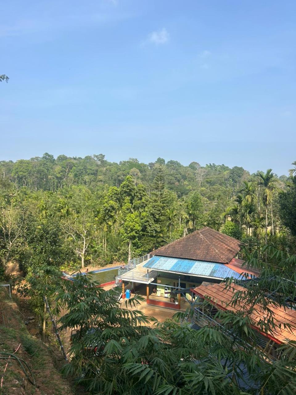 Sambrama Wood House Villa Мадикери Екстериор снимка